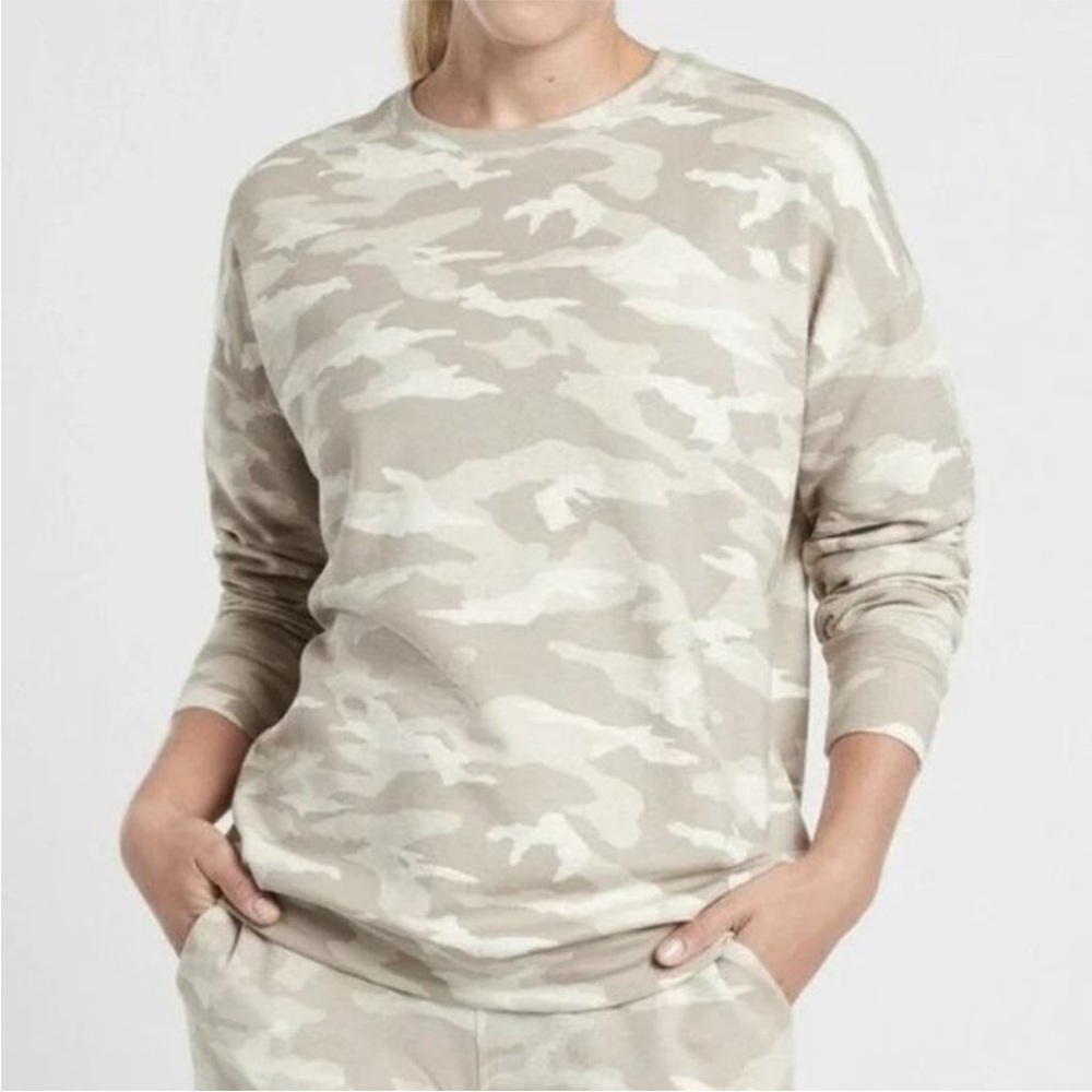 ATHLETA studio to street pullover sweatshirt in tan camo size 2X